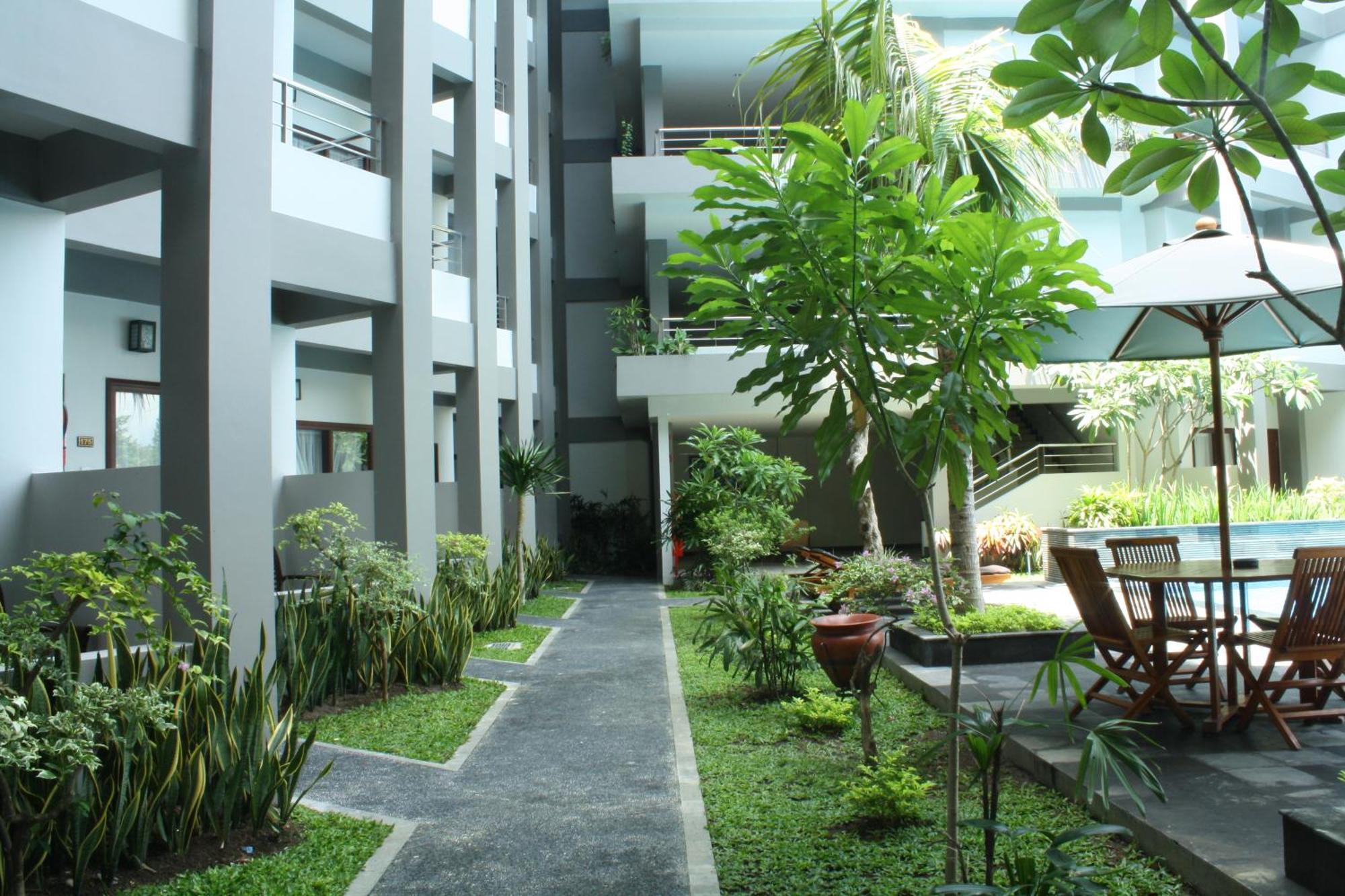 Lombok Garden Hotel Mataram Exterior foto